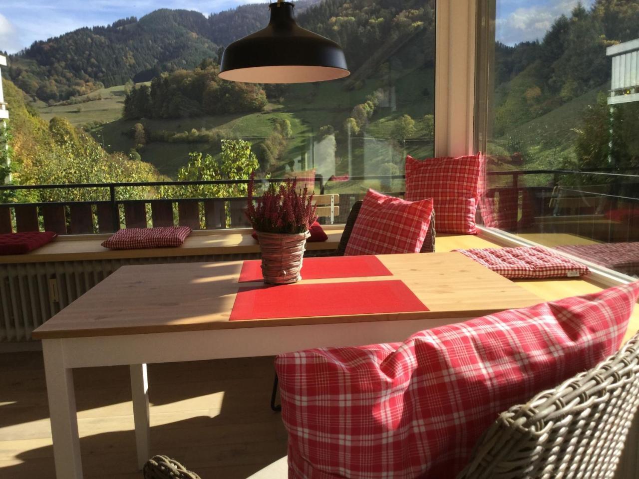 Erikas Haus Apartment Muenstertal Bagian luar foto